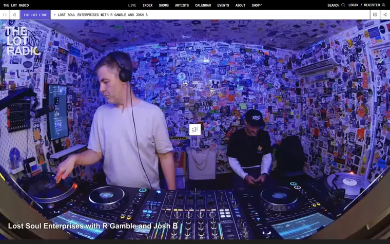 Thelotradio homepage